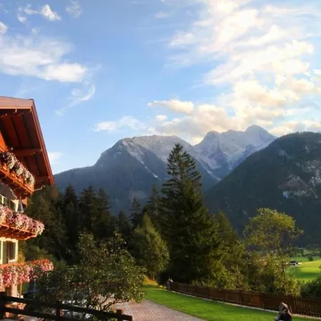 Haus Fernsebner Apartment Lofer